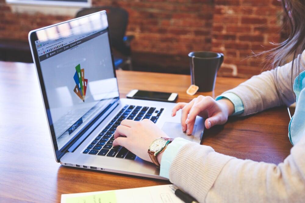 Un Cloud IT Becomes One of the Few to Build Their Website On Zoho Beta CRM